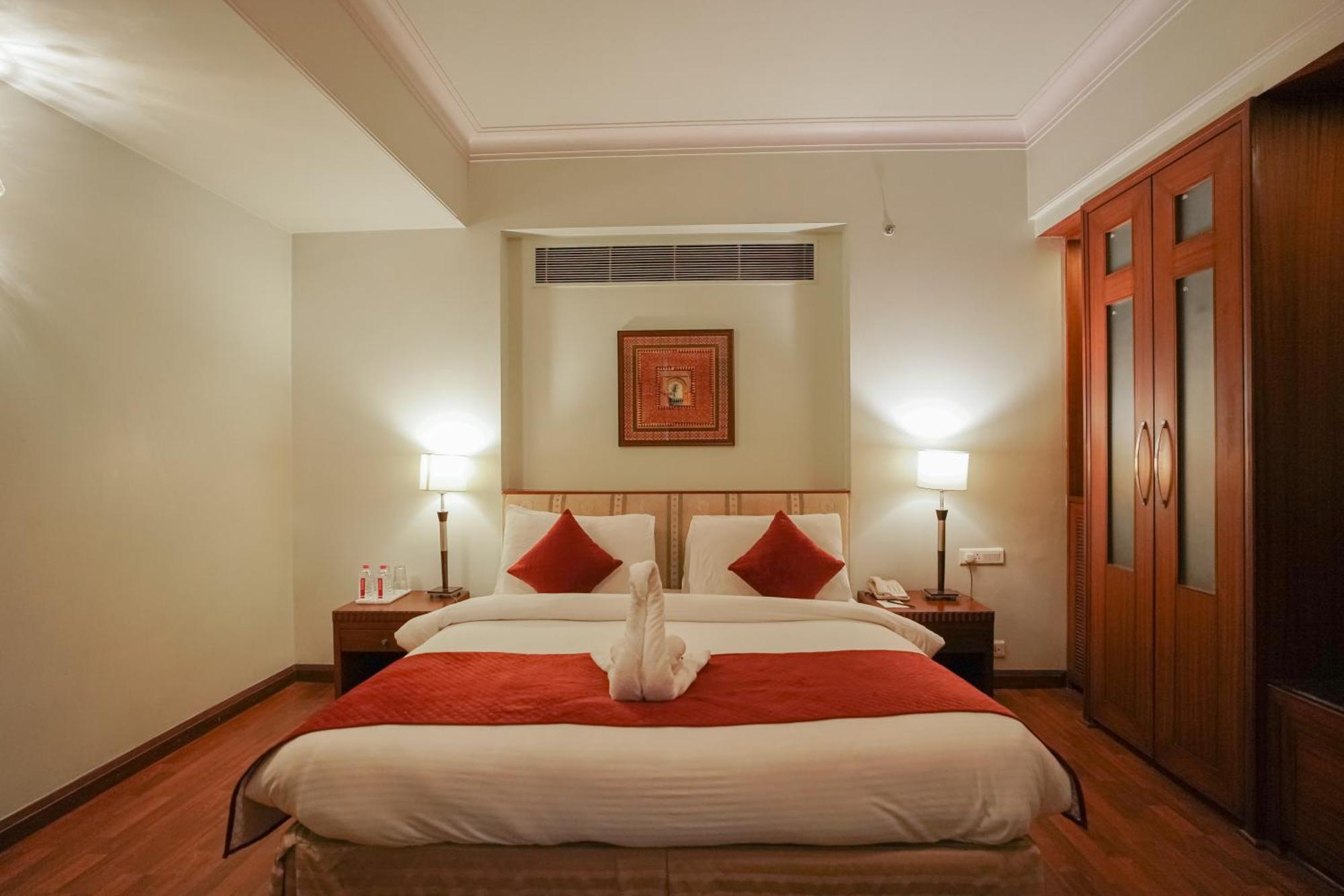 Clarion Bella Casa At Airport Hotel Jaipur Exterior photo